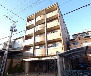 京都府京都市中京区西ノ京南壺井町の賃貸マンション