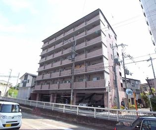 京都府京都市右京区西京極畔勝町の賃貸マンション