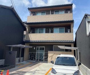 京都府京都市中京区西ノ京式部町の賃貸アパート