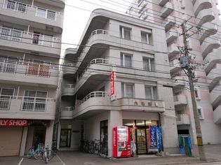 北海道札幌市中央区南六条西17丁目の賃貸マンション