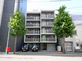 北海道札幌市中央区南三条西9丁目の賃貸マンション
