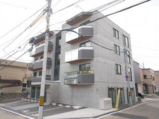 北海道札幌市中央区北十六条西15丁目の賃貸マンション