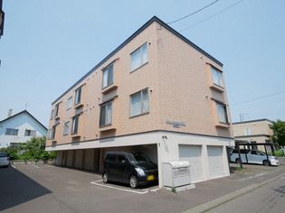 北海道札幌市白石区菊水元町八条2丁目の賃貸アパート