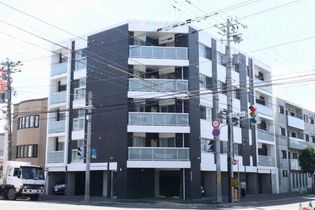 北海道札幌市中央区北四条西22丁目の賃貸マンション