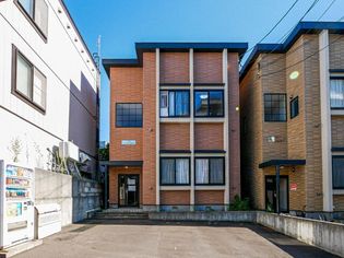 北海道札幌市豊平区月寒西三条7丁目の賃貸アパート