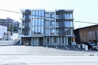北海道札幌市中央区宮の森二条16丁目の賃貸マンション