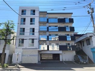 北海道札幌市中央区南十七条西12丁目の賃貸マンション