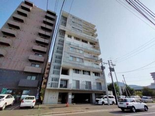 北海道札幌市中央区南十四条西7丁目の賃貸マンション