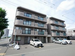 北海道札幌市白石区東札幌四条2丁目の賃貸マンション