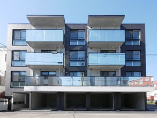 北海道札幌市中央区南十二条西18丁目の賃貸マンション