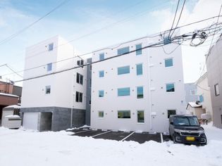 北海道札幌市白石区栄通17丁目の賃貸マンション