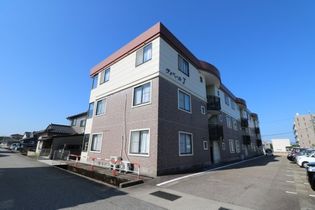 富山県高岡市赤祖父の賃貸アパート