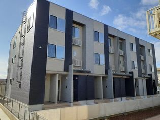 富山県富山市向新庄町4丁目の賃貸アパート