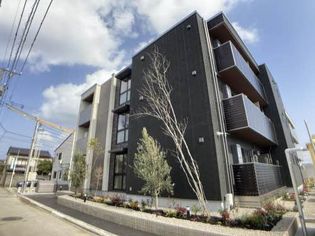 富山県高岡市宝町の賃貸マンション