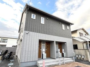 奈良県橿原市内膳町3丁目の賃貸アパート