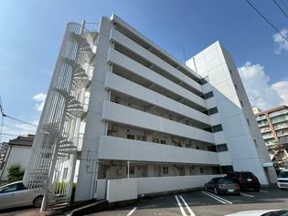 鹿児島県鹿児島市高麗町の賃貸マンション