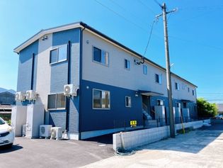 鹿児島県姶良市東餅田の賃貸アパート