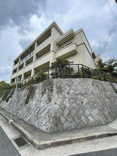 兵庫県西宮市名次町の賃貸マンション