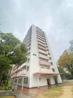 兵庫県西宮市高須町2丁目の賃貸マンション