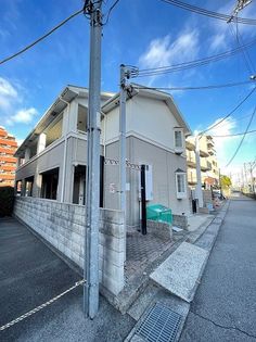 兵庫県西宮市平木町の賃貸アパート