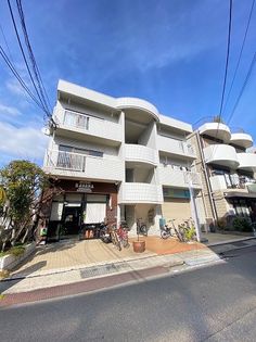 兵庫県西宮市瓦林町の賃貸マンション