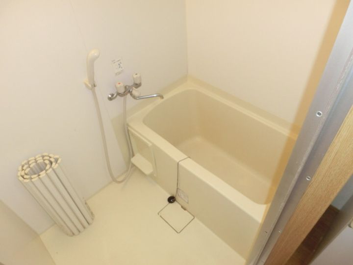 ファインコート学園西406の風呂