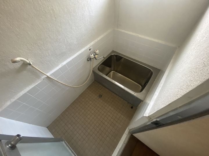 マンション若葉1Dの風呂