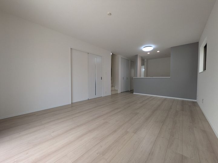 兵庫県三木市緑が丘町西2丁目(一戸建)の賃貸物件1の居間