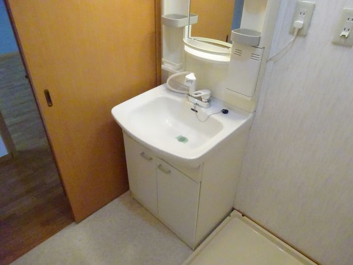 ハイツサンシティー保城102の内装