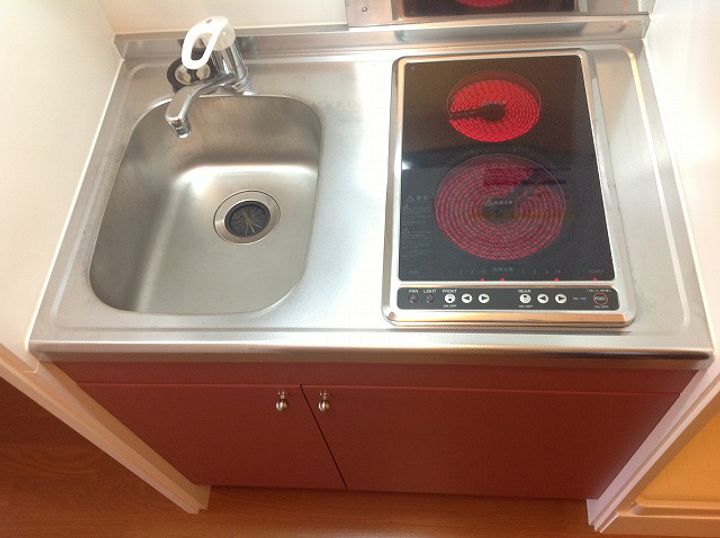 レオパレスWINDSⅢ208のキッチン