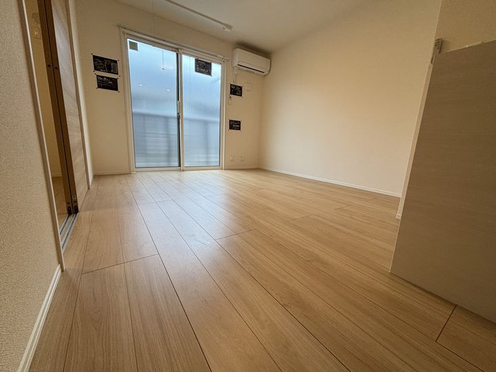 D-room社Ⅱ212の居間
