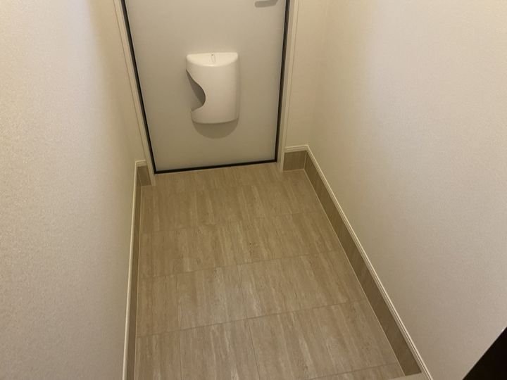 ジェダイトの玄関
