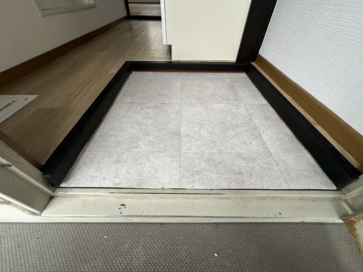 パナハイツ今宿206の玄関