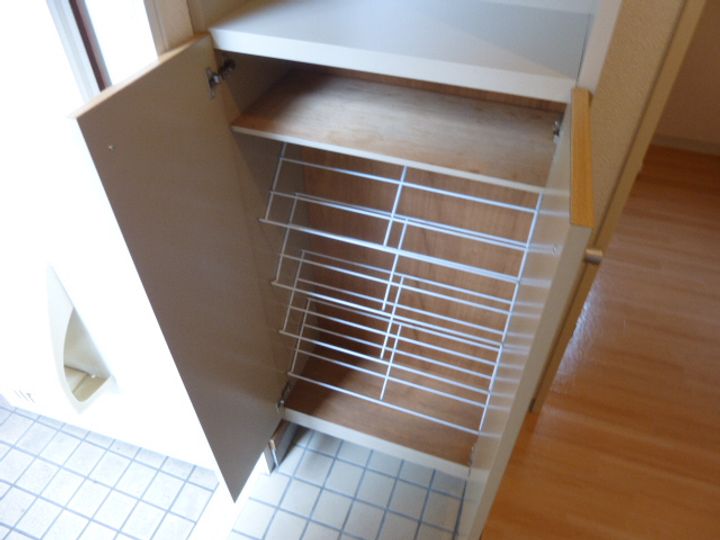 リバーハイツの玄関