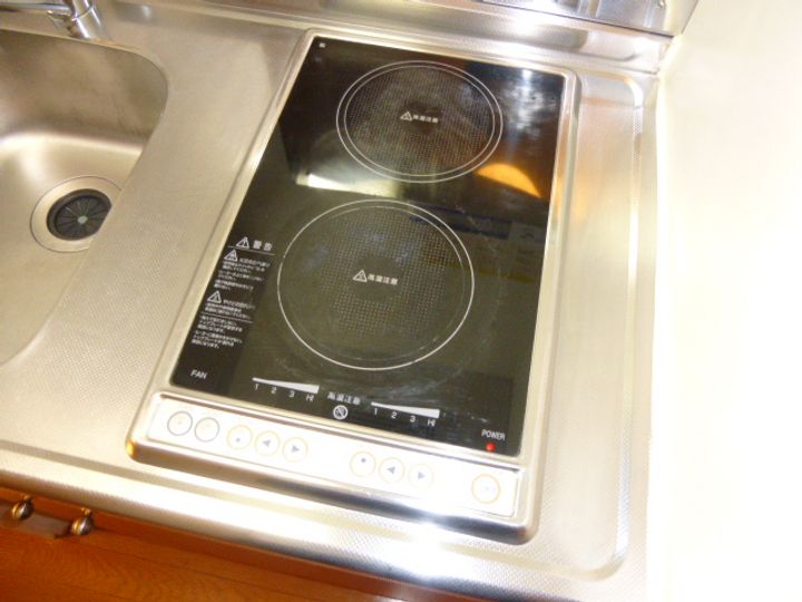 レオパレス上滝野レジェンド102のキッチン