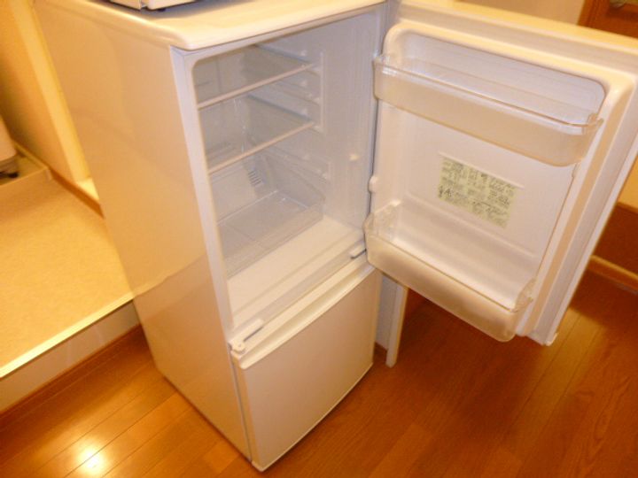 レオパレスマロンモーレー105のキッチン