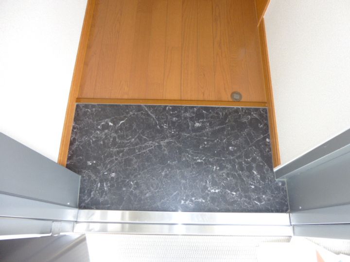 レオパレス222204の玄関