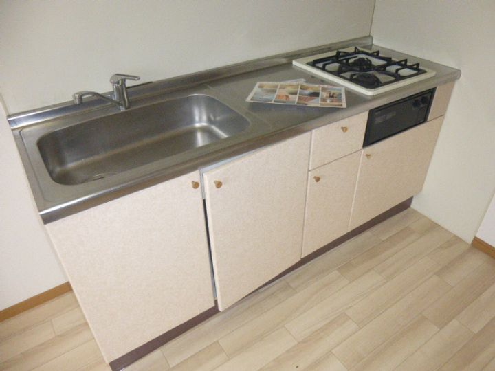リアン飾東A301のキッチン