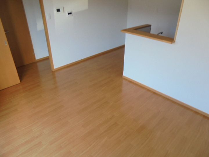 グランシャリオ島田B201の居間