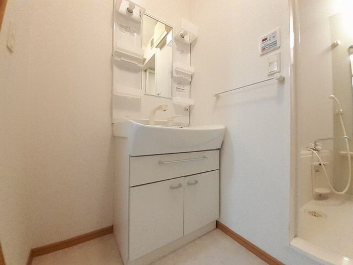 クール・ヴィヴァーチェC103の内装