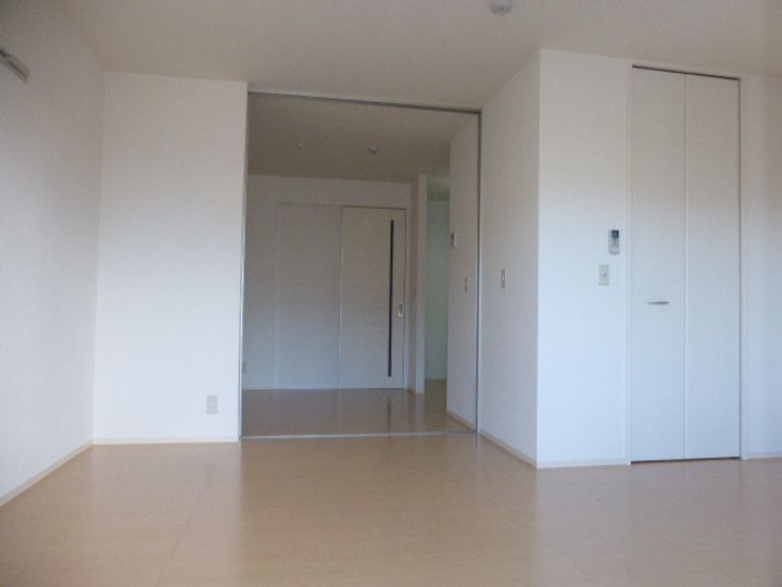 サンテ・レザンジュ B棟B202の内装