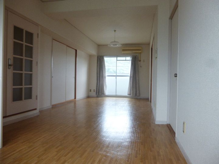 ハイツ赤坂の内装