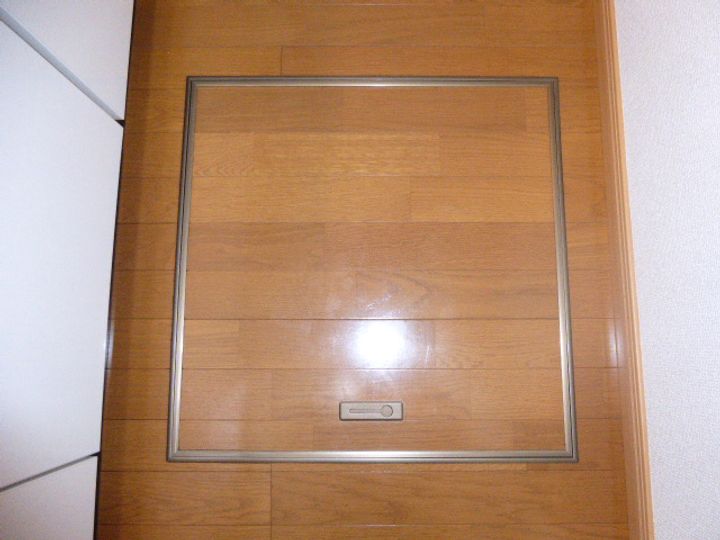 リヨン・たつのB102の内装