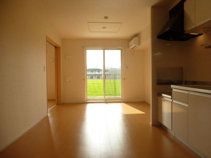 グラース・アンジュ103の居間