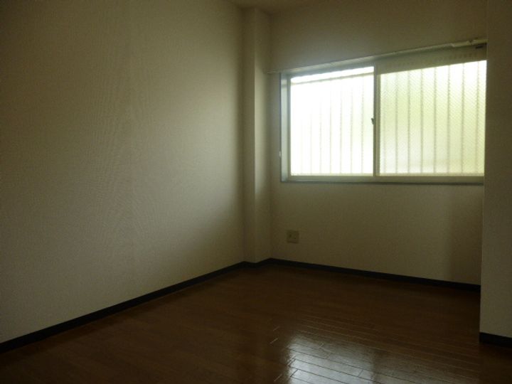 サンクス202の内装