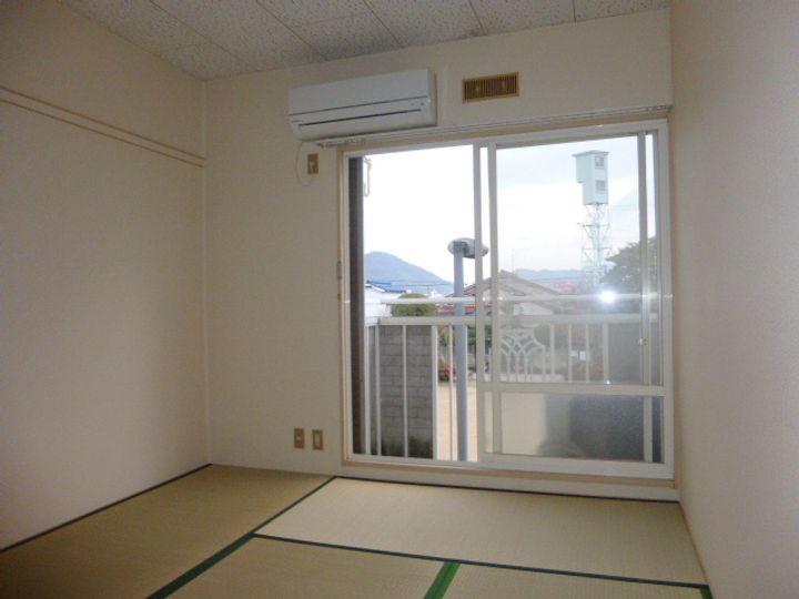 サンシティ城北203の寝室