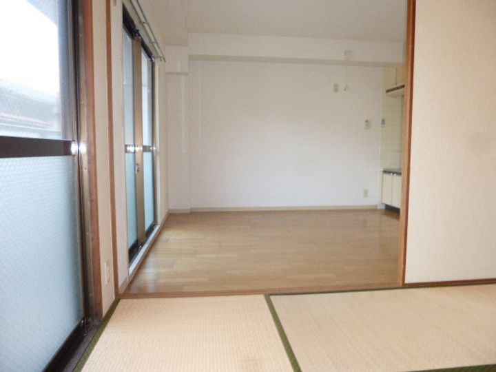 ブライトン清水町の内装