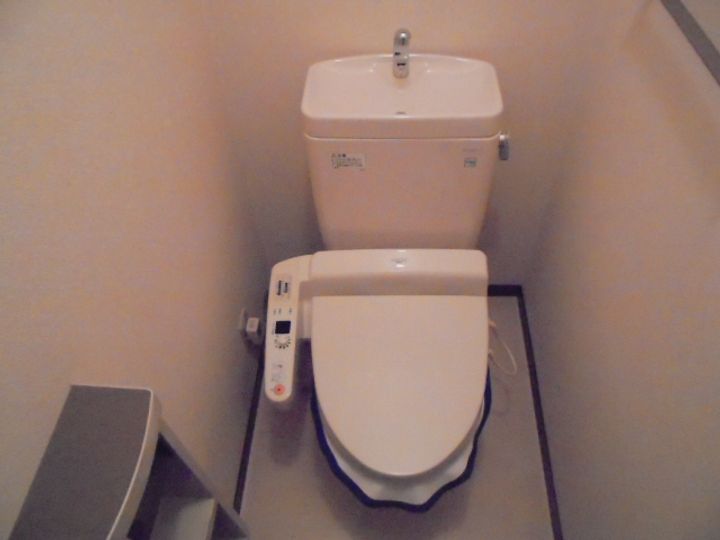 シャーメゾン六分一の内装