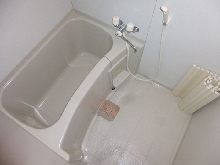 アシュランスの風呂