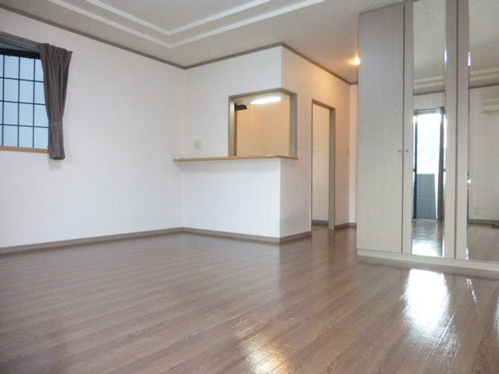 アシュランスの内装